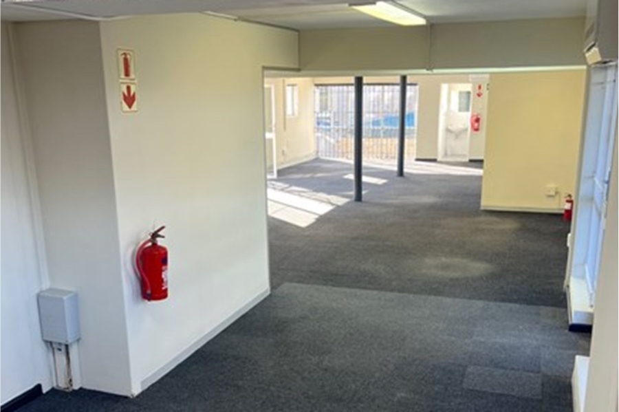 To Let commercial Property for Rent in Newton Park Eastern Cape
